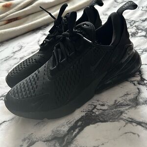 Nike women's Air Max 270 All-Black Athletic Sneakers